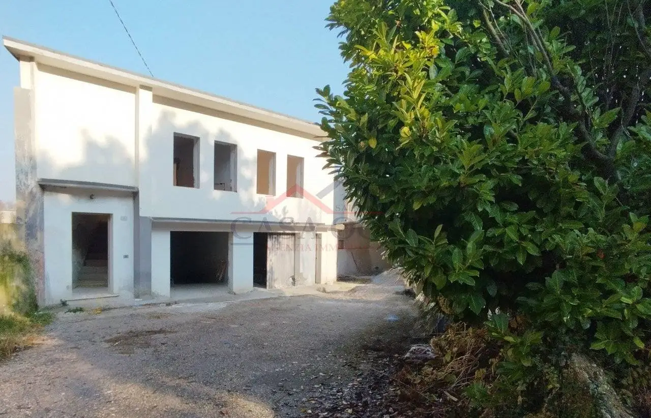 Casa indipendente in vendita a Cervarese Santa Croce