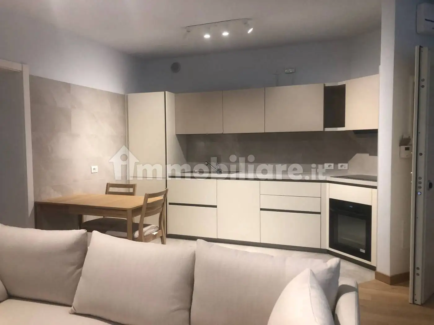 Appartamento in affitto a Parma