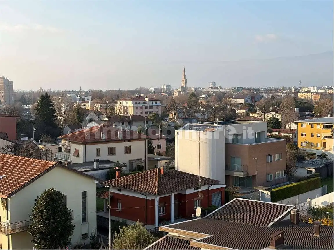 Appartamento in vendita a Pordenone