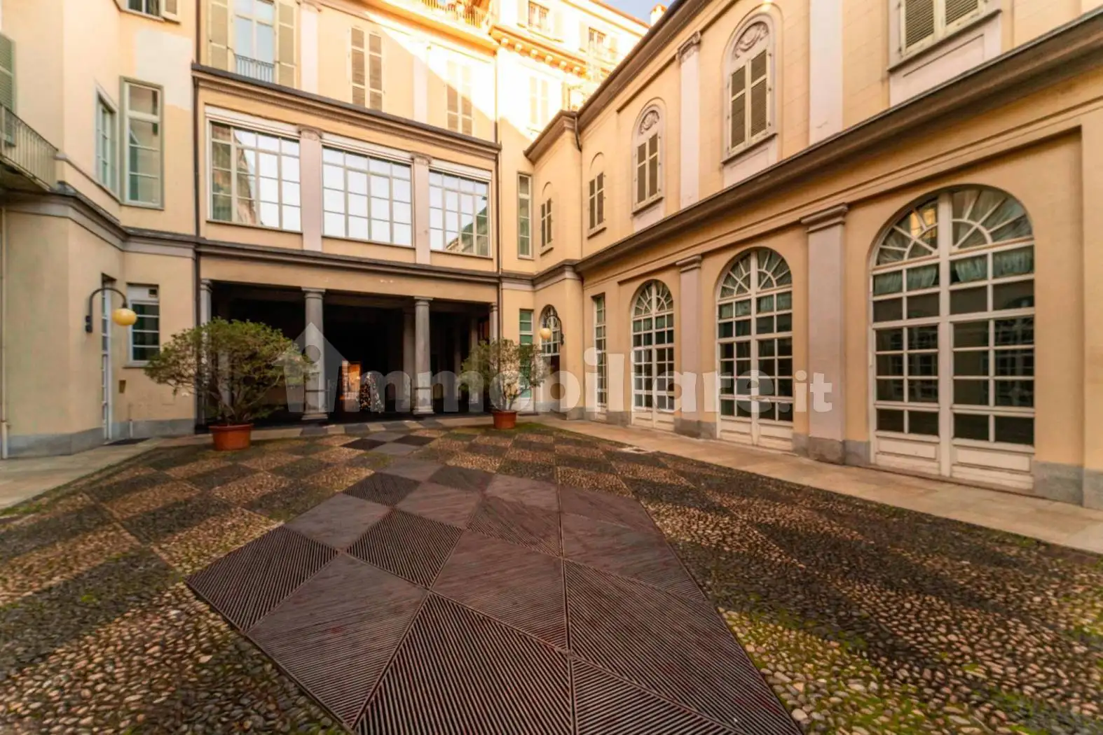 Appartamento in vendita a Torino