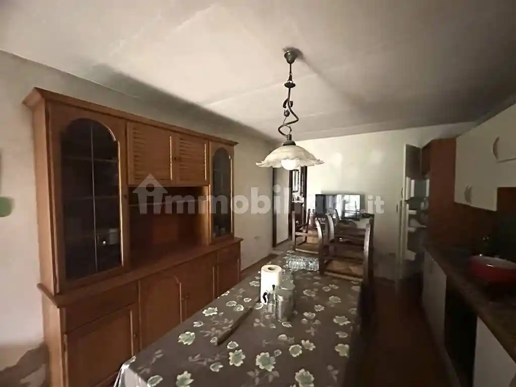 Terratetto plurifamiliare 80 m², buono stato, Rigutino, Arezzo - foto 3