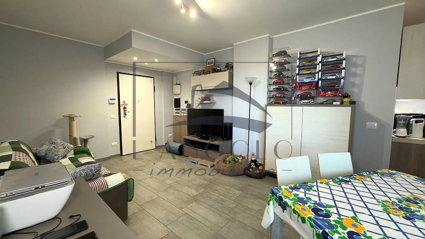 Trilocale via Giorgio Ambrosoli 12, Centro, Arluno - foto 3