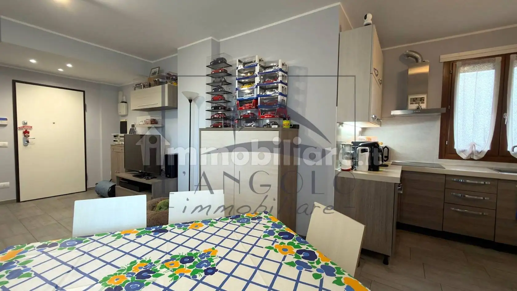 Trilocale via Giorgio Ambrosoli 12, Centro, Arluno - foto 4