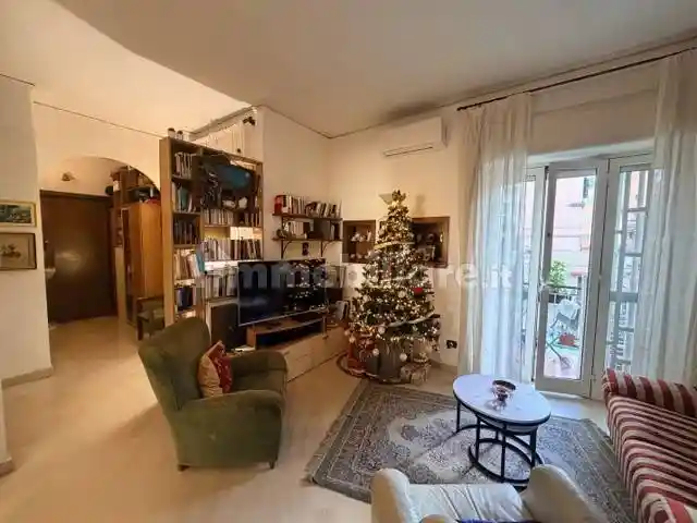 Trilocale via Belvedere 87, Vomero, Napoli - foto 3