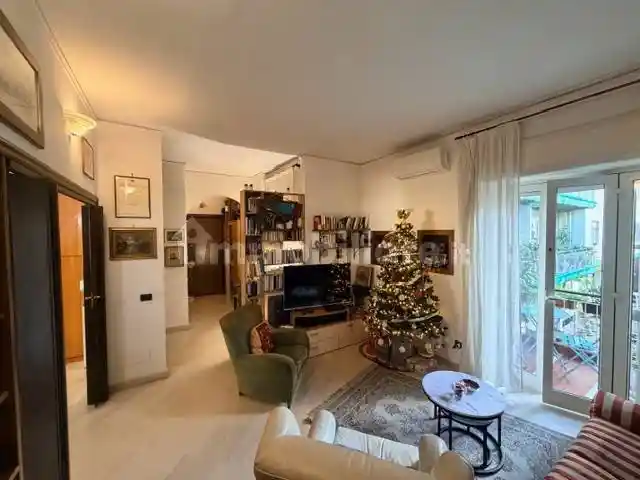 Trilocale via Belvedere 87, Vomero, Napoli - foto 4