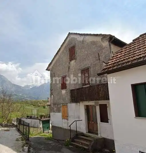 Casa indipendente all'asta via Fontana, Alpago - foto 2