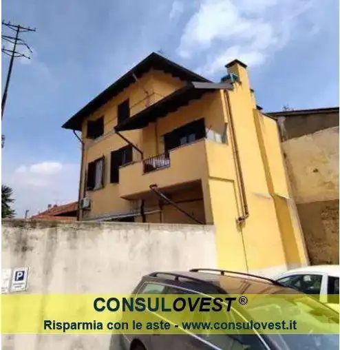 Appartamento in asta a Legnano