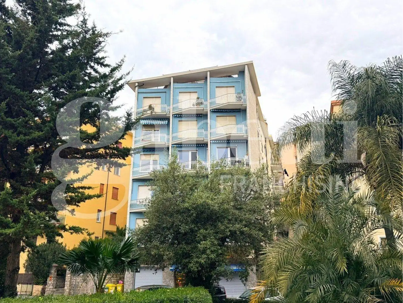 Appartamento in vendita a Imperia