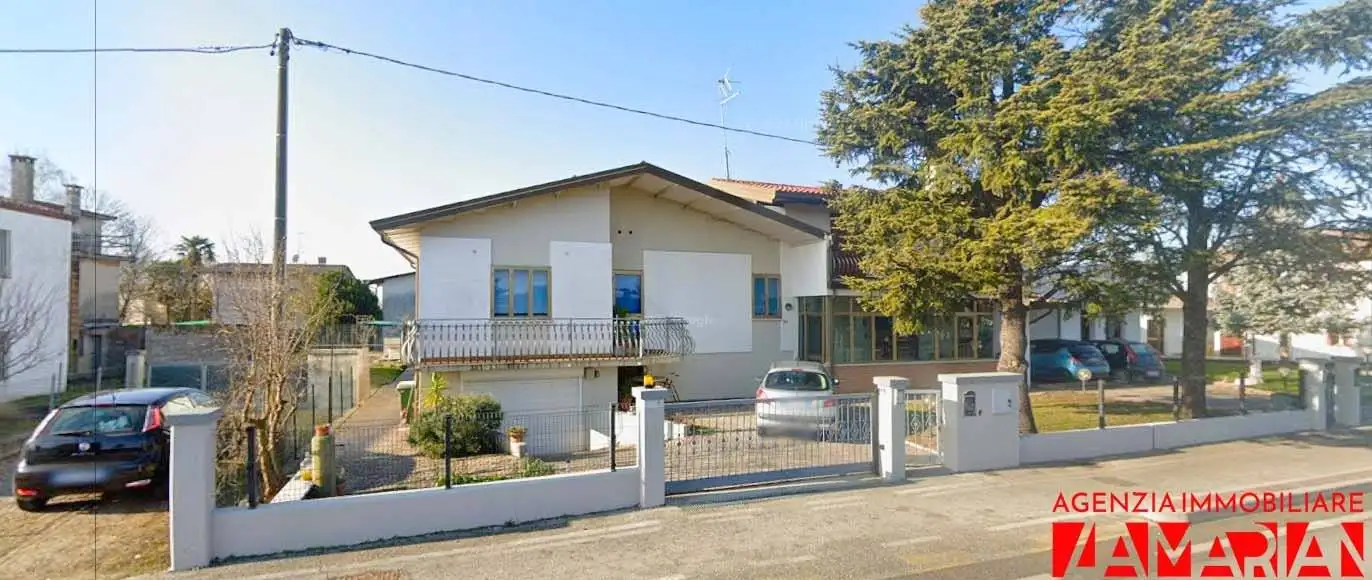 Villa bifamiliare via Apicilia 68, San Giorgio al Tagliamento, Pozzi, San Michele al Tagliamento - foto 2