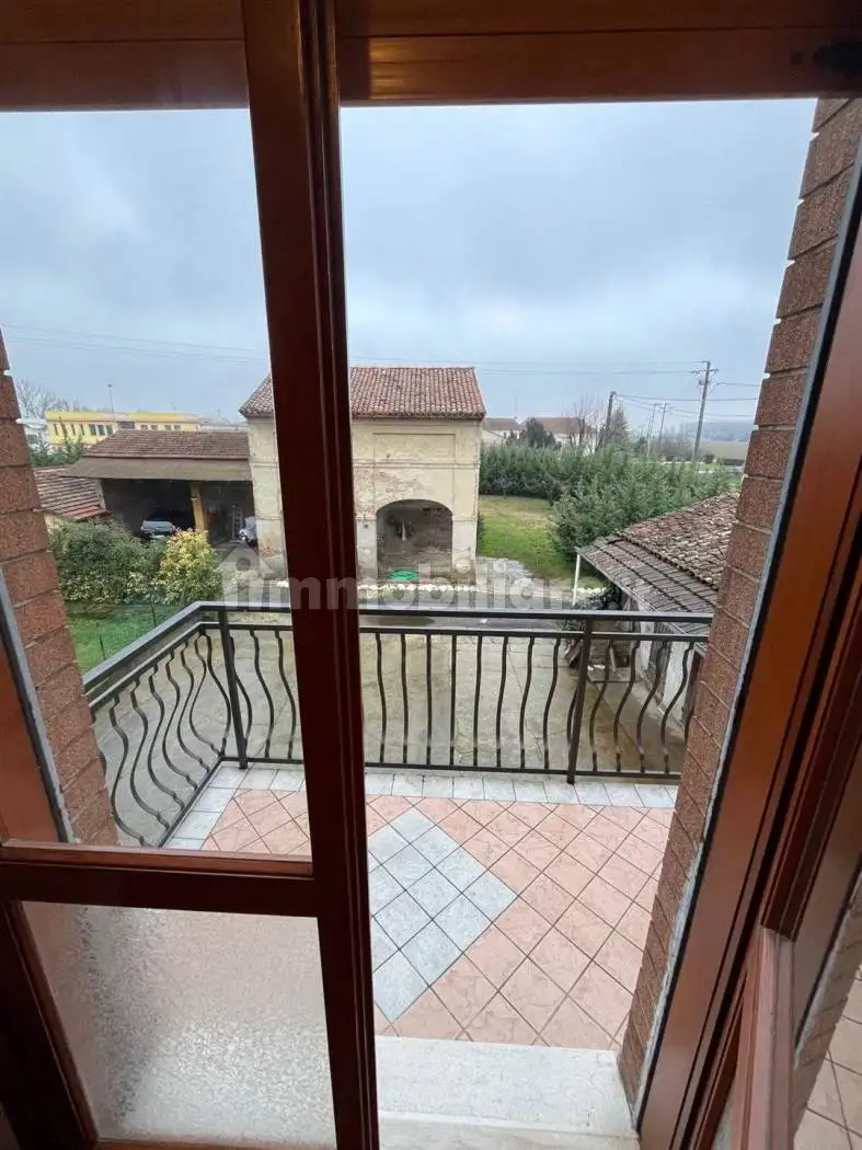 Terratetto unifamiliare 350 m², ottimo stato, Dosolo - foto 5