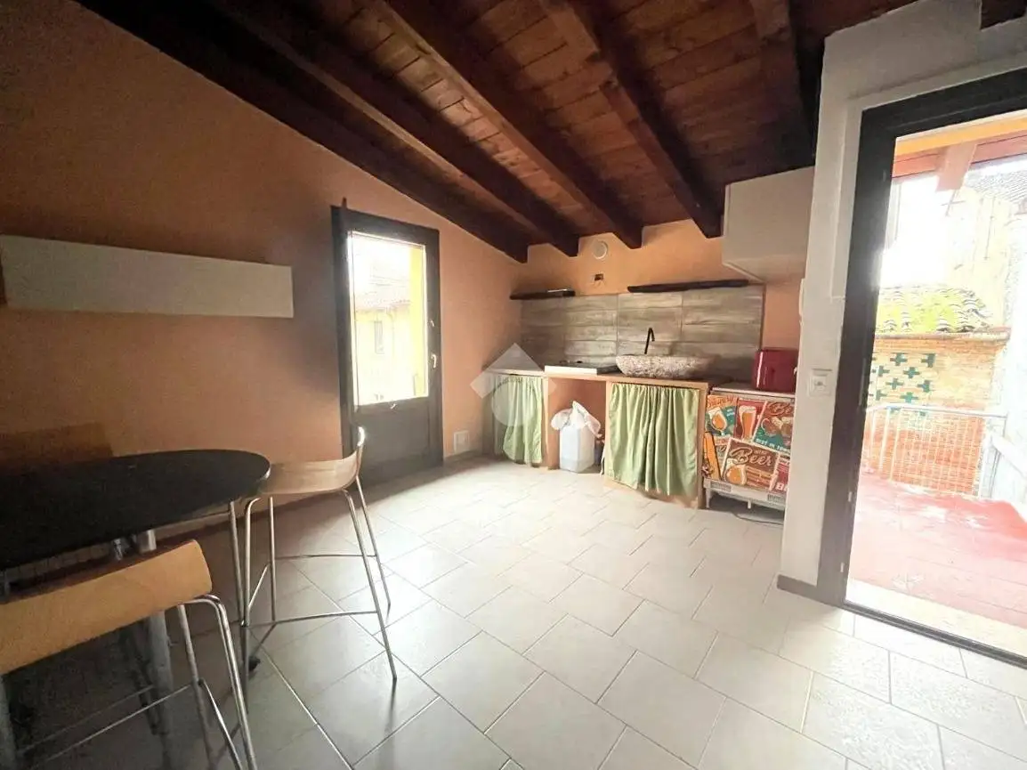 Appartamento in affitto a Sustinente