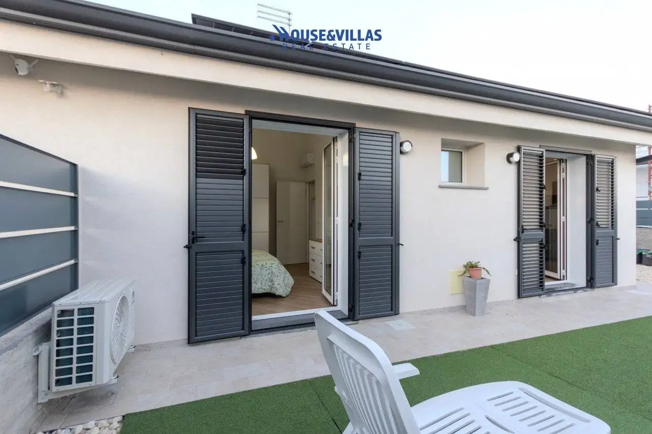 Villa a schiera via Miramare, Centro, Avola - foto 3