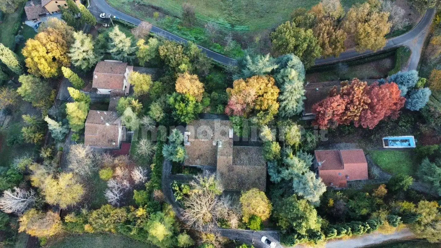 Villa plurifamiliare via Monsignor Leone Tondelli, Albinea - foto 2