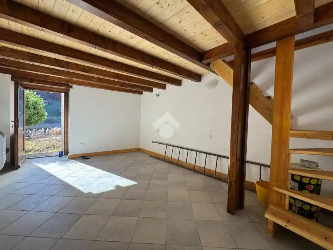 Baita, ottimo stato, 45 m², Casargo - foto 2