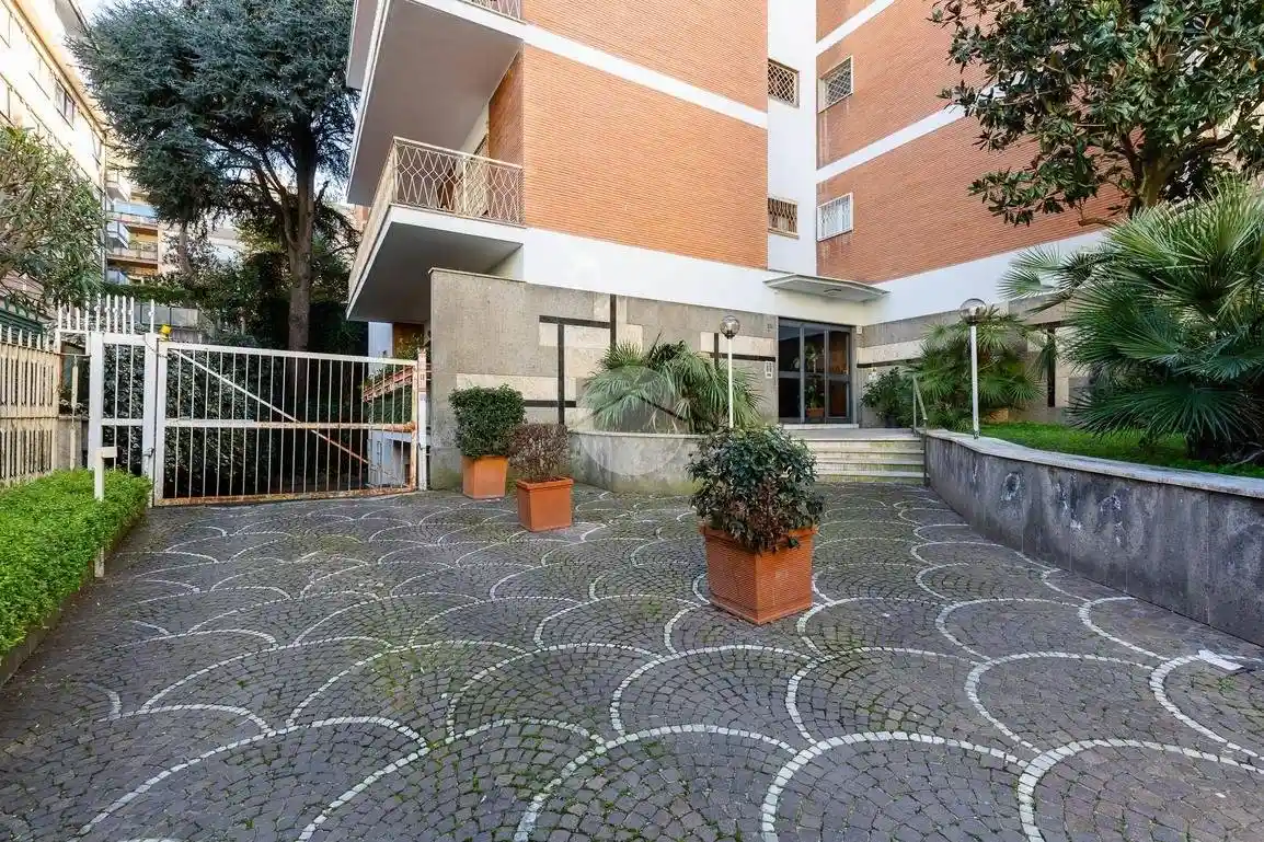 Trilocale via Luigi Bodio 37, Vigna Clara - Vigna Stelluti, Roma - foto 2