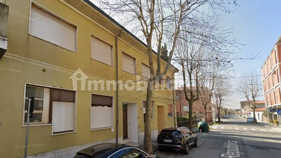 Appartamento in vendita a Cascina