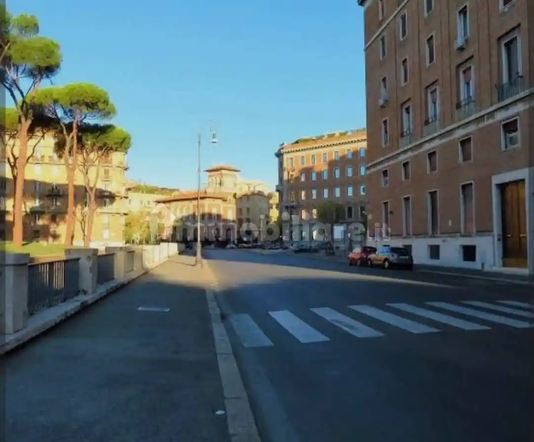 Appartamento piazza Adriana 1, Prati, Roma - foto 4