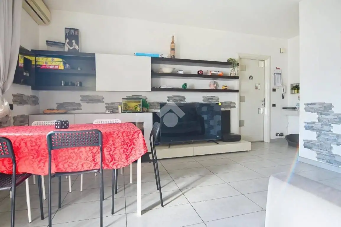 Trilocale via Piero Gobetti 28, Stagno, Collesalvetti - foto 5