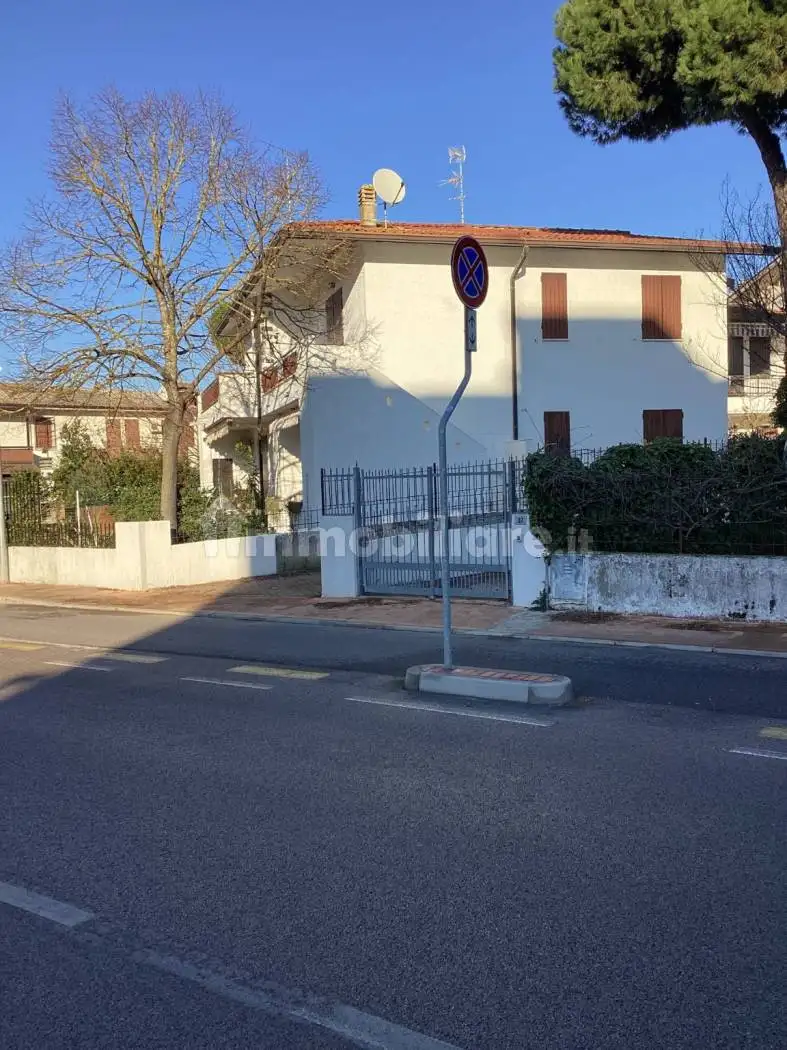 Trilocale viale Alpi Centrali 35, Lido degli Scacchi, Lido di Pomposa, Comacchio - foto 3