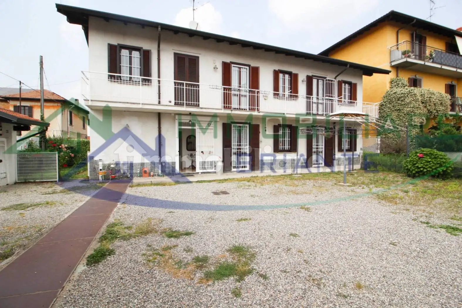 Villa in vendita a Casorate Sempione