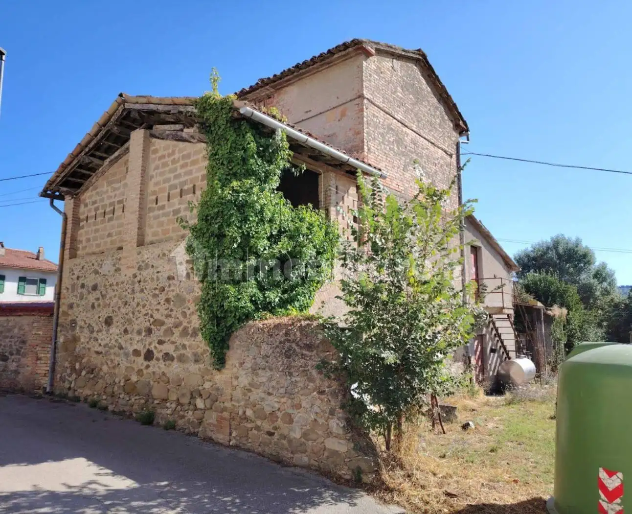 Rustico - Casale in vendita a Città di Castello