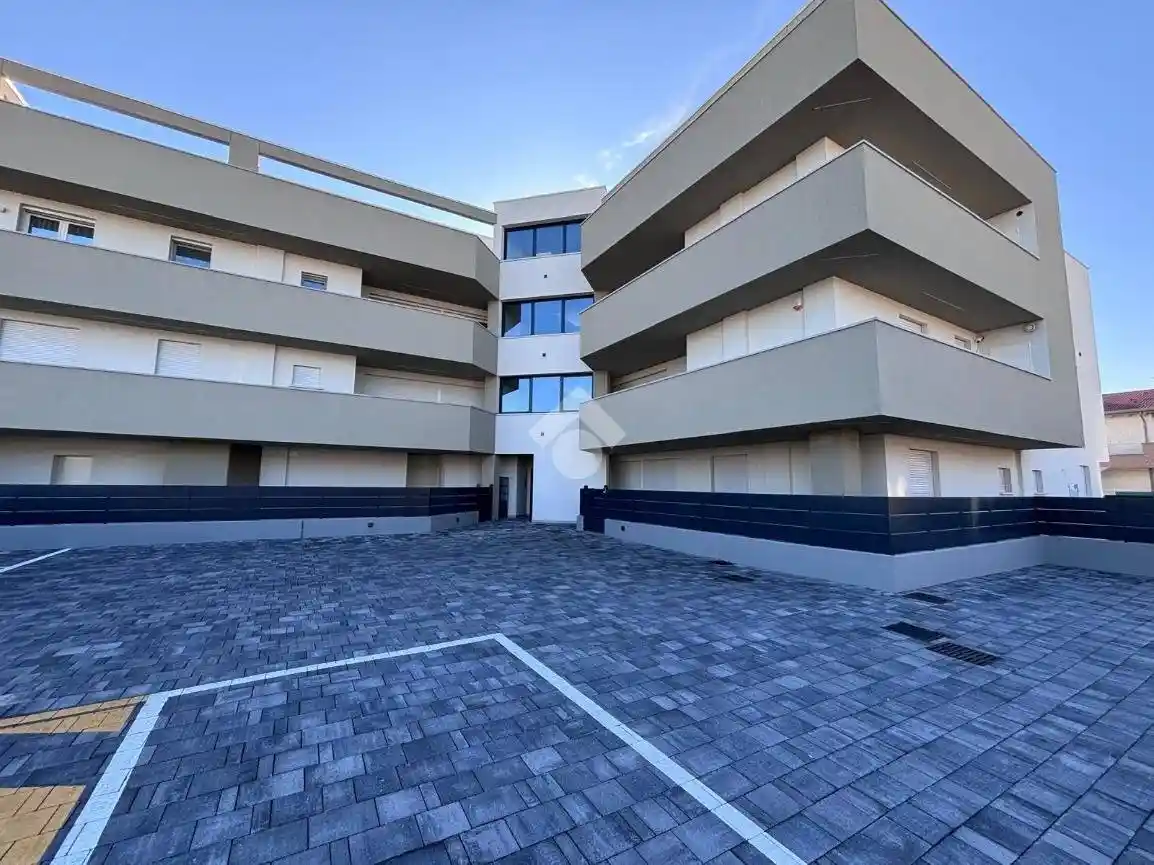 Appartamento in vendita a Camponogara