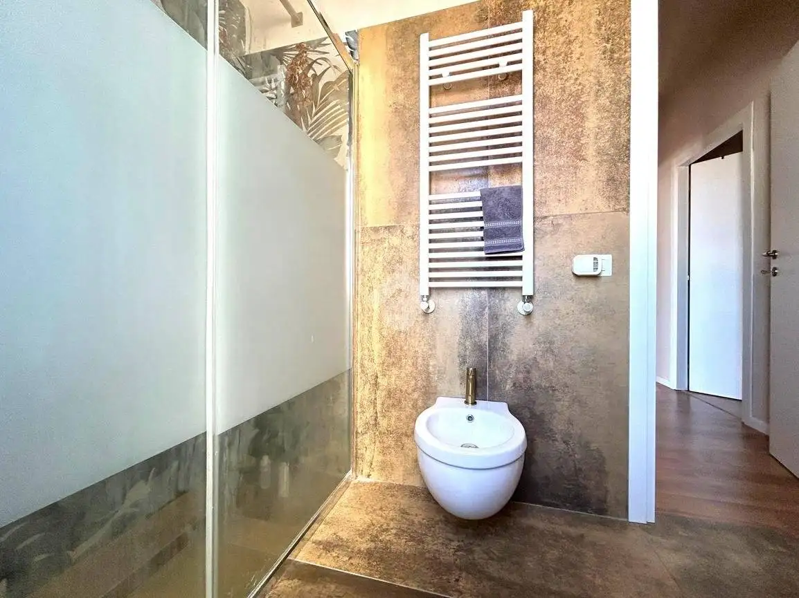 Bilocale largo Torre Acquedotto 1, Centro, Latina - foto 4