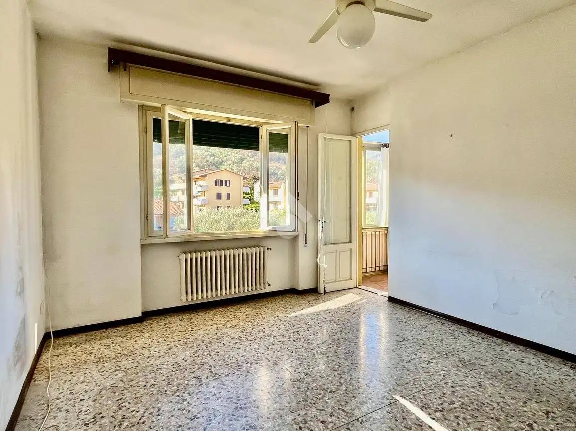 Appartamento in vendita a Pescia