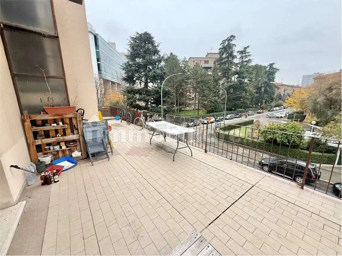 Quadrilocale Luminoso Con Terrazzo Abitabile, San Donato, Bologna - foto 4