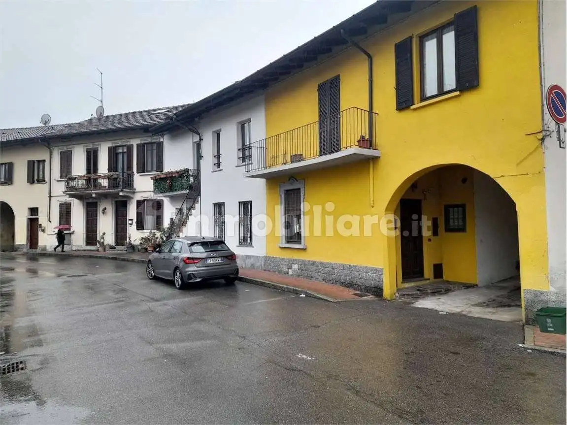 Trilocale Roncari, 30, Centro, Besozzo - foto 2