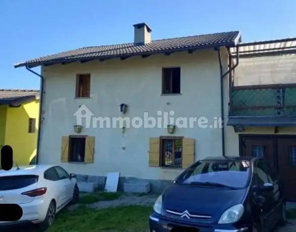 Casa indipendente in asta a Barge