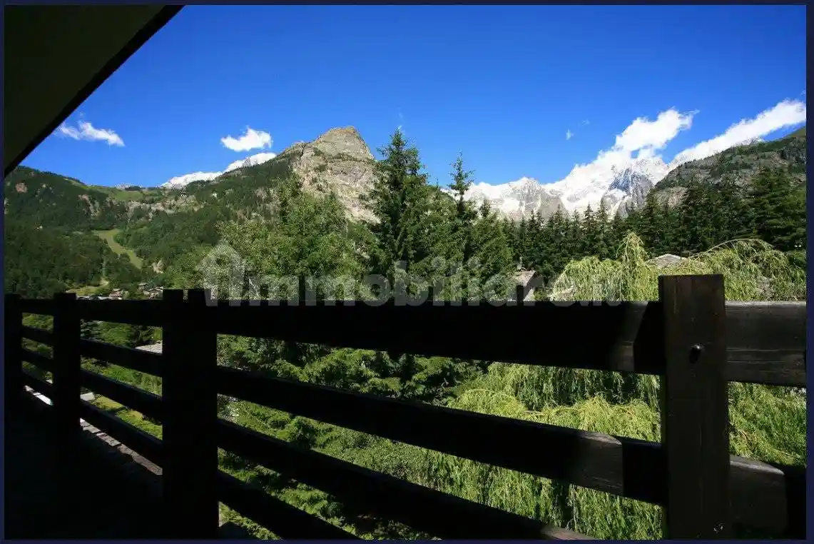 Bilocale via Regionale 35, Centro, Courmayeur - foto 4