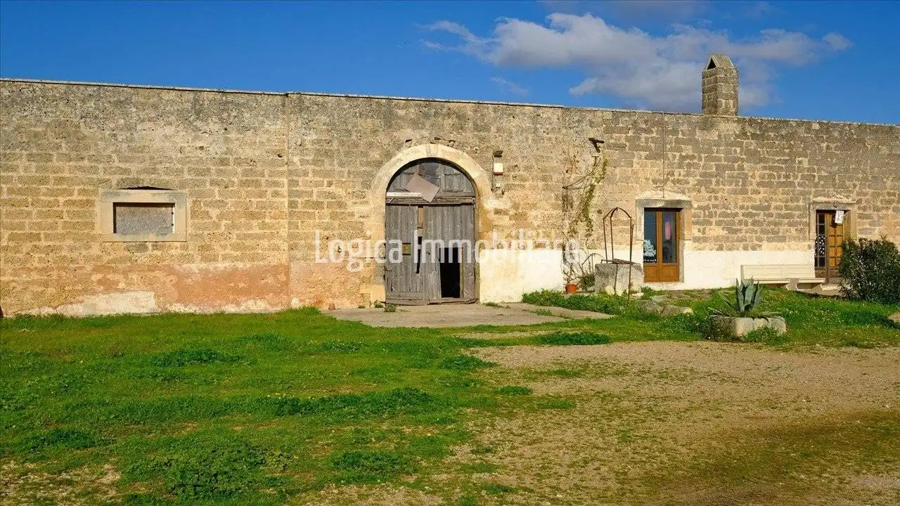 Rustico - Casale in vendita a Lequile