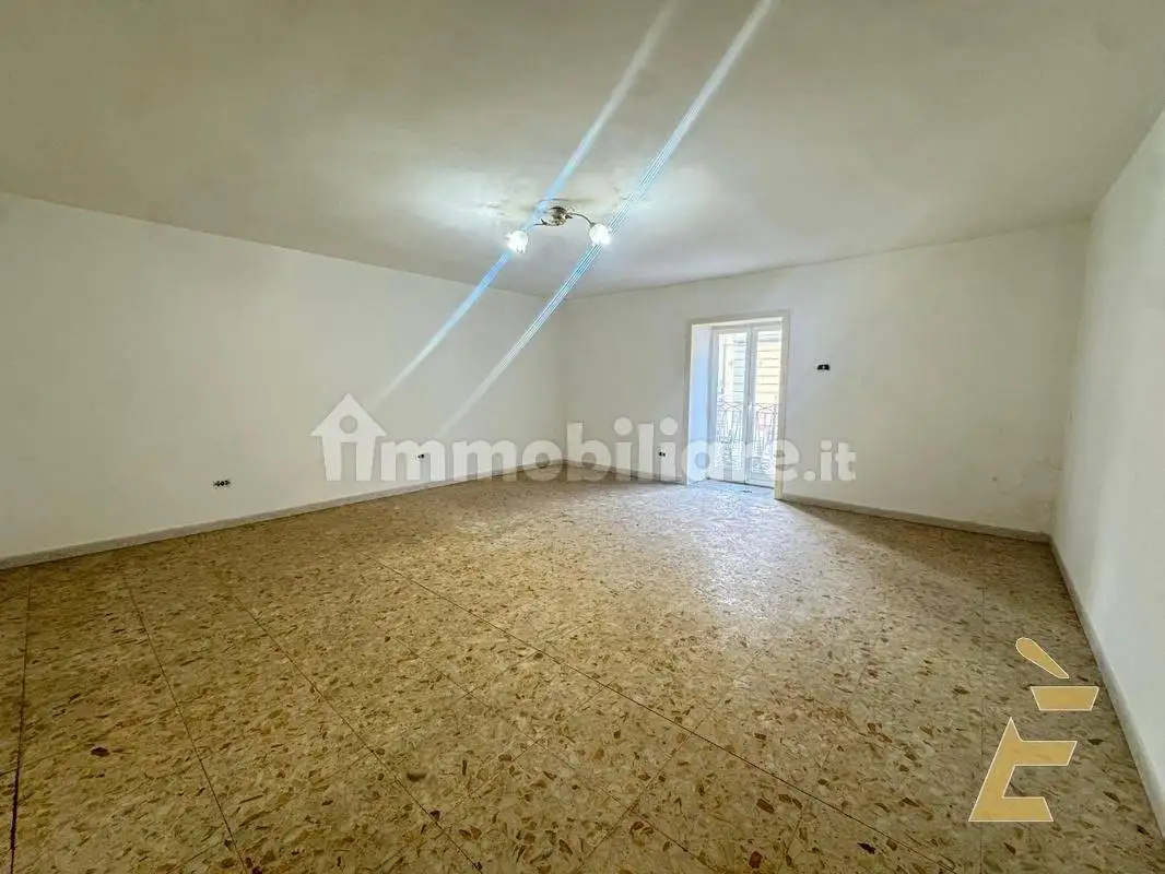 Appartamento in vendita a Acerra