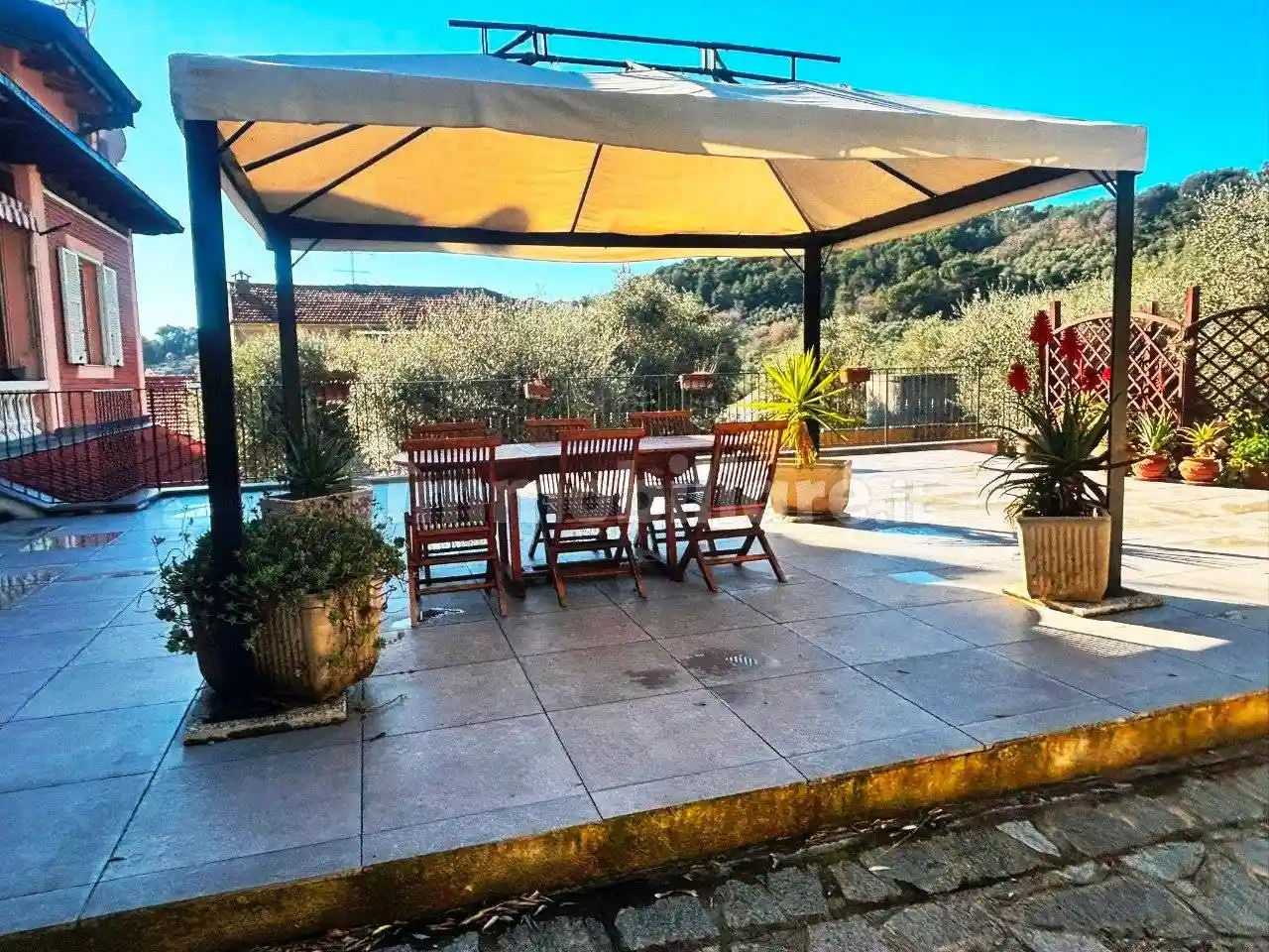 Villa in vendita a Imperia