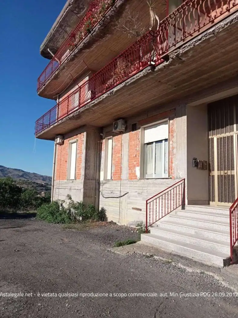 Appartamento in asta a Regalbuto