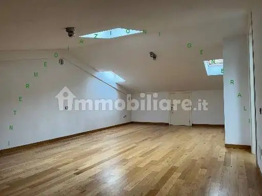 Appartamento in vendita a Scarperia e San Piero