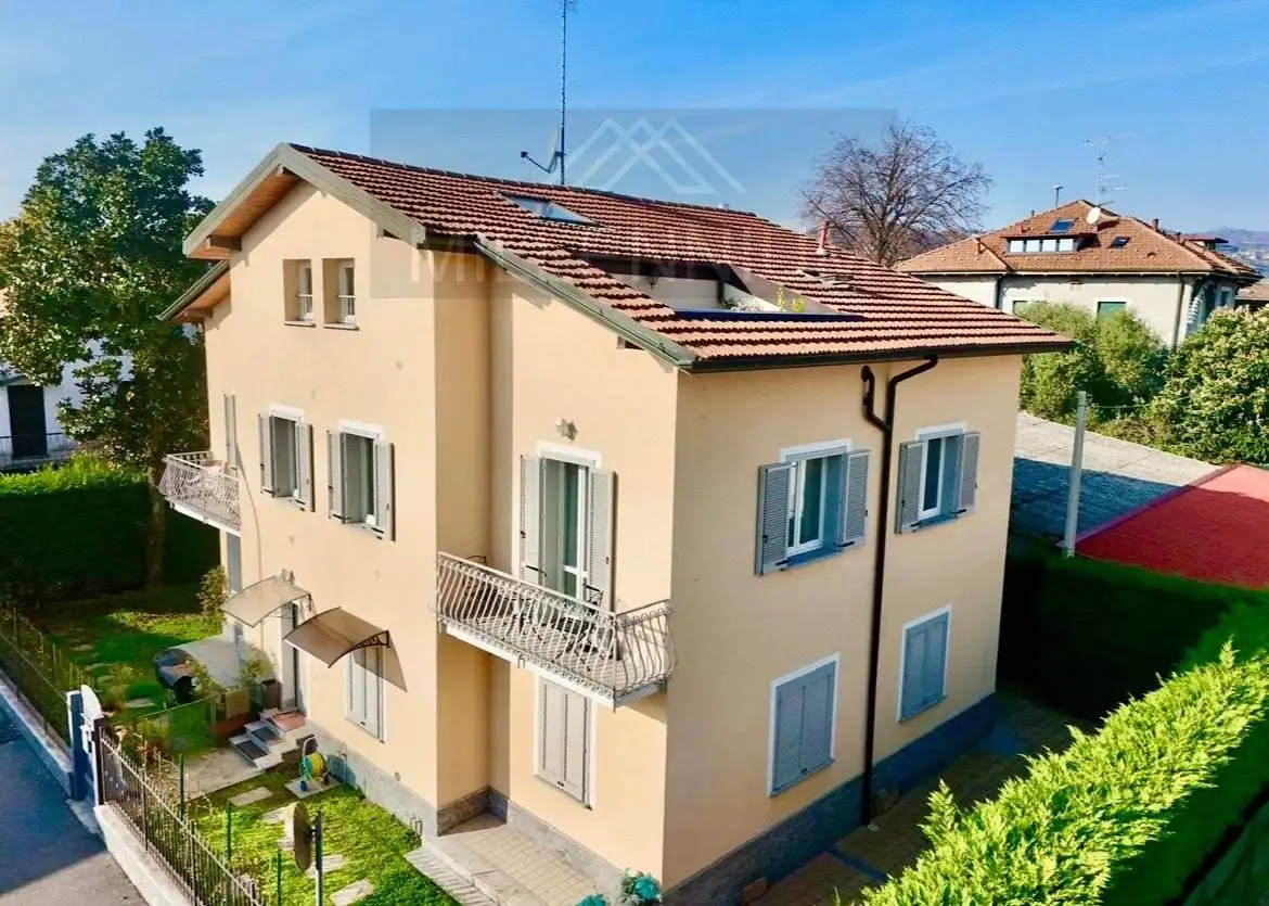 Quadrilocale buono stato, piano terra, Centro, Arona - foto 3