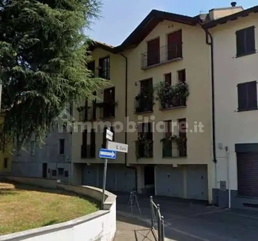 Appartamento in asta a Verano Brianza