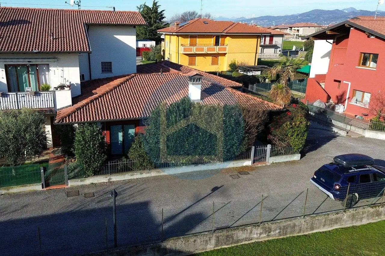 Villa unifamiliare 25030, Erbusco, via Alessandro Volta, Erbusco - foto 3