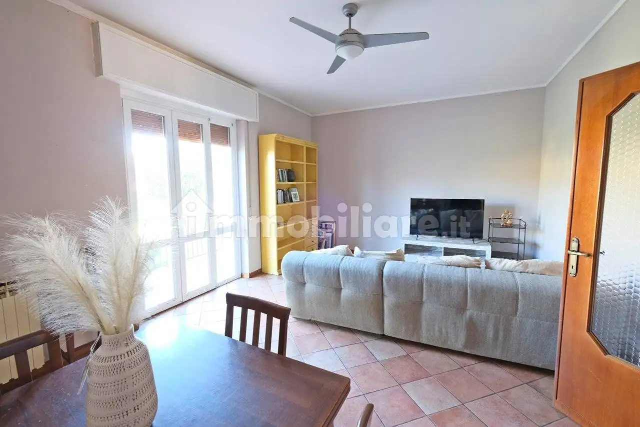 Appartamento in vendita a Villafranca di Verona