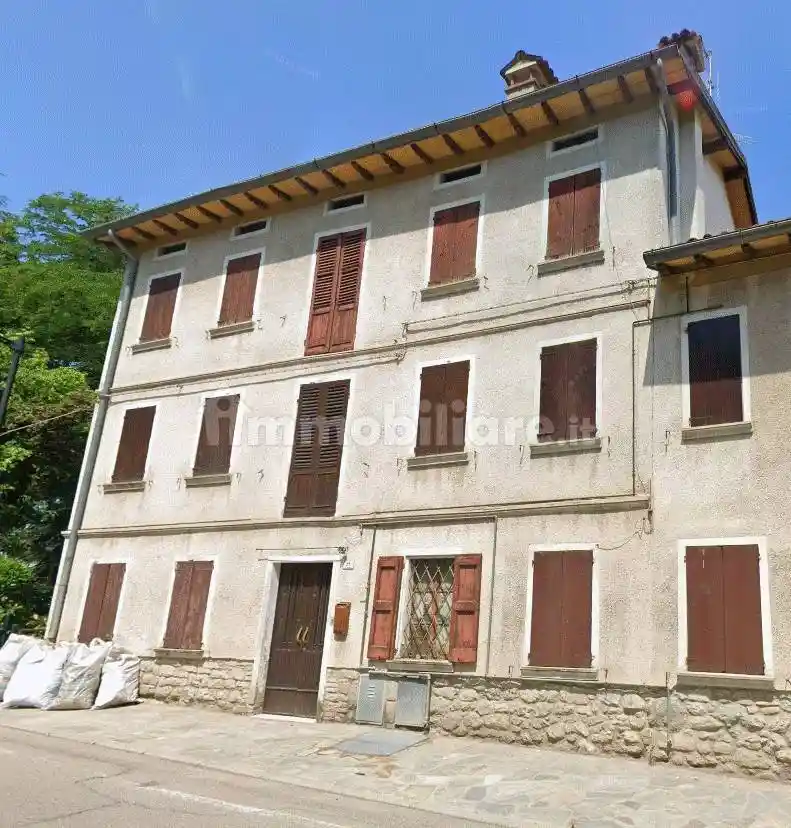 Appartamento in vendita a Carpineti