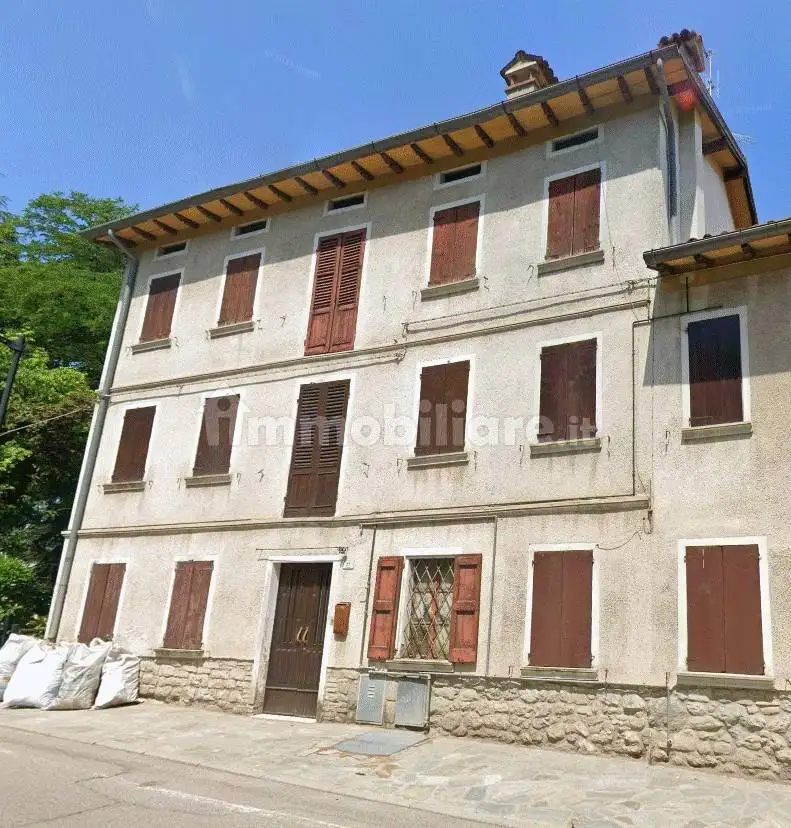 Appartamento in vendita a Carpineti