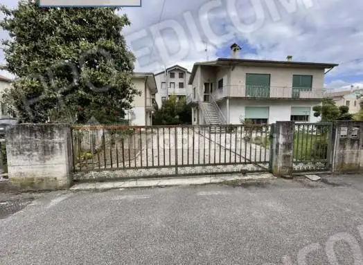 Appartamento in asta a Crocetta del Montello