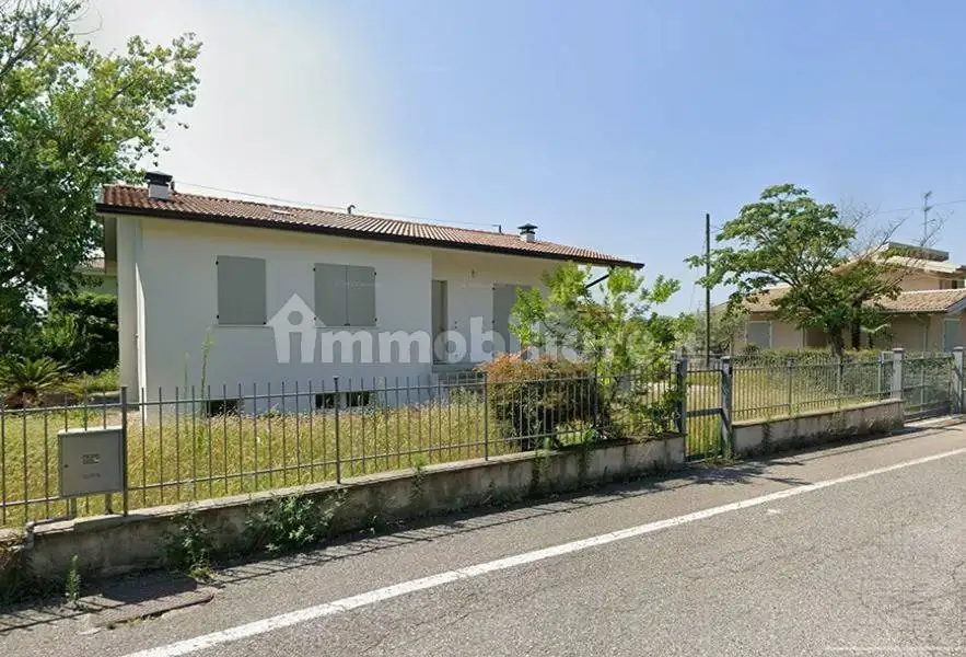 Villa in vendita a Lonato del Garda