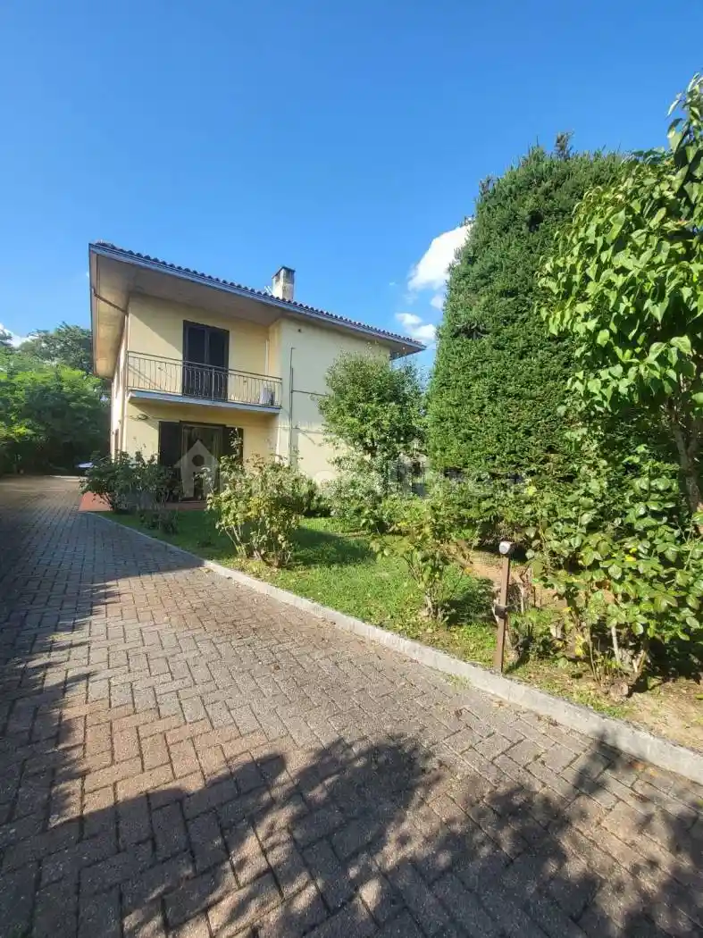 Villa in vendita a Travacò Siccomario