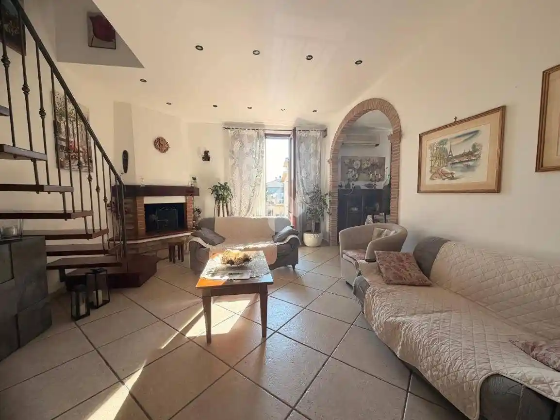 Casa indipendente - foto 2