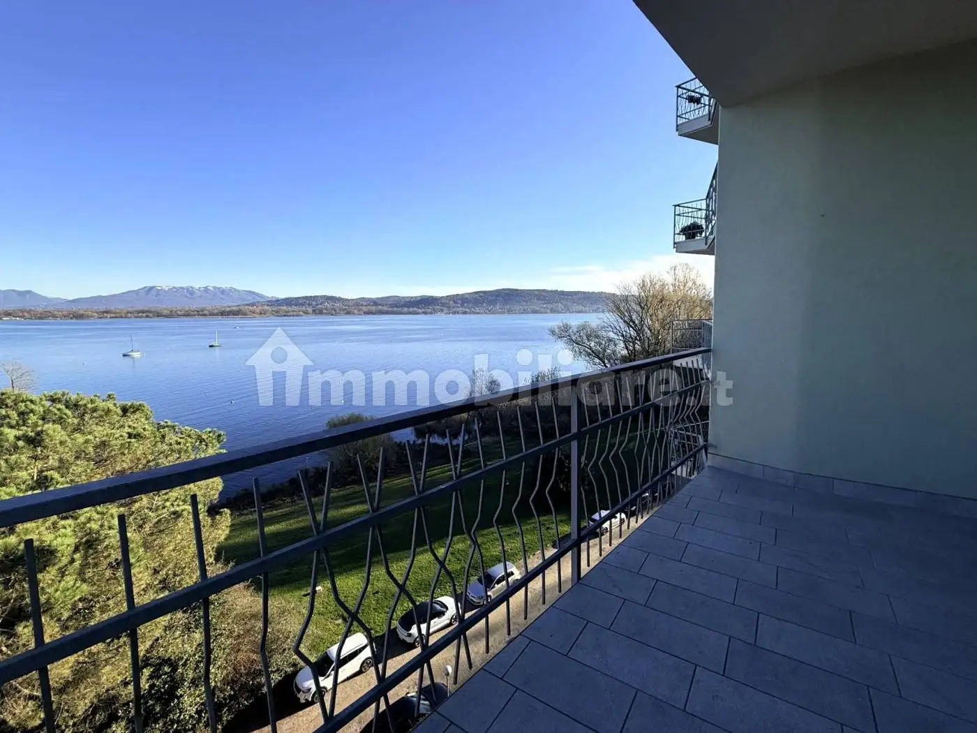 Appartamento in vendita a Dormelletto