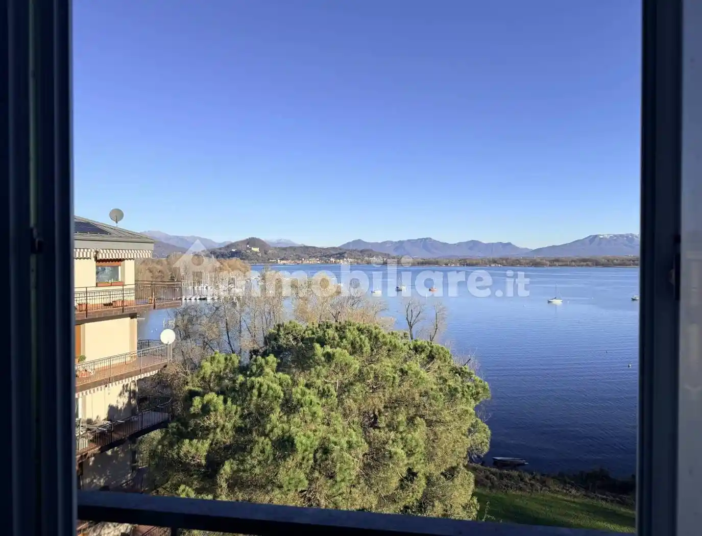 Quadrilocale ottimo stato, sesto piano, Dormelletto - foto 2