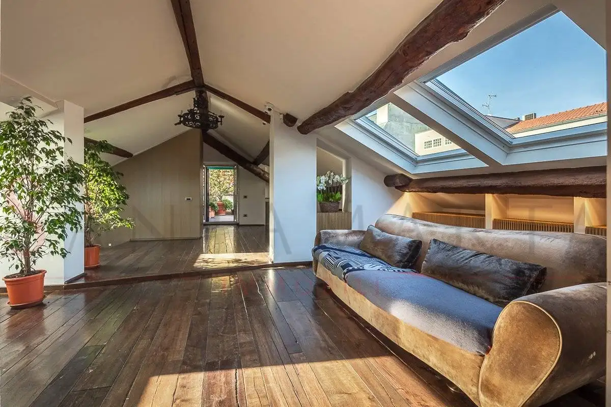 Attico - Mansarda in affitto a Milano